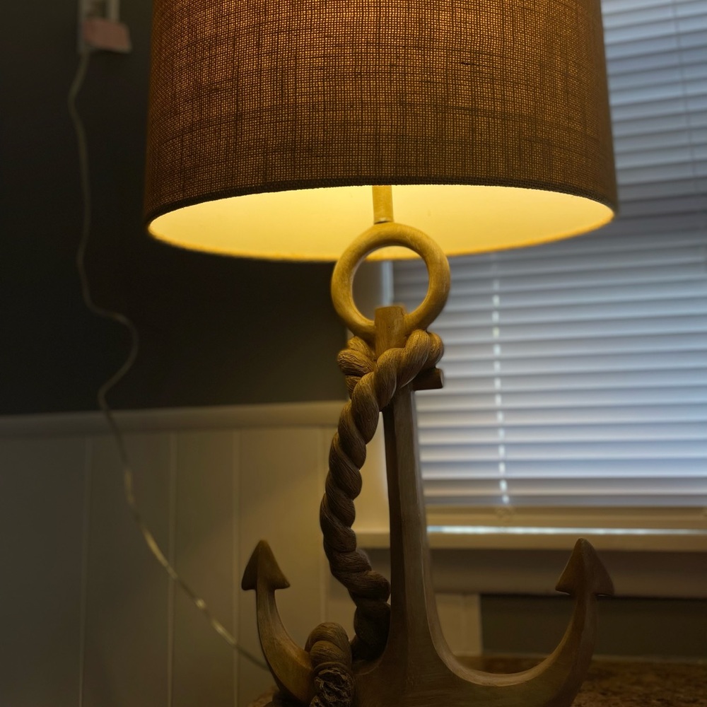 Anchor lamp